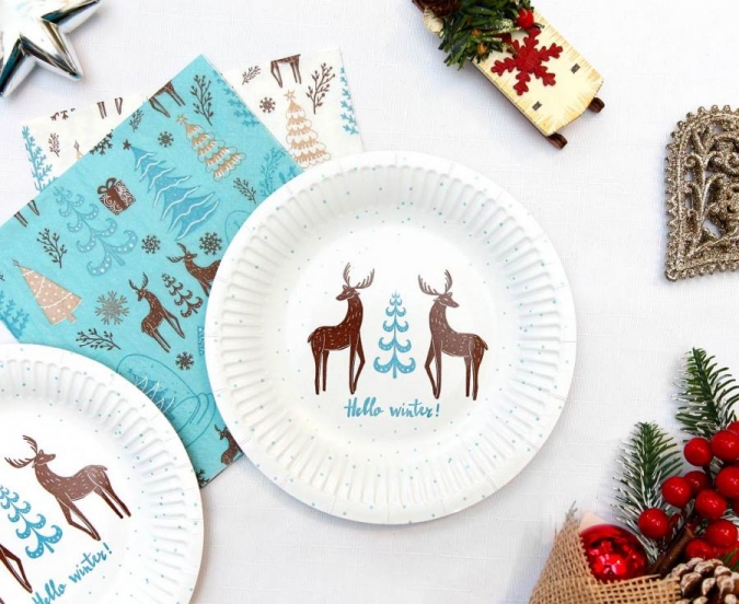 Хартиена чинийка Елен, Коледа, 18 см, 6 бр. в пакет /Gd/