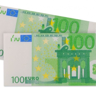 Салфетки 100 евро, трипластови, 10 бр в пакет /Mb/