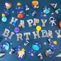 Банер гирлянд Космос с текст Happy Birthday и фигура Астронавт, 2,20 м дължина /Pp/