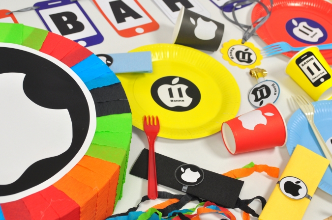 Промо пакет за 10 празнуващи Айфон / I Phone