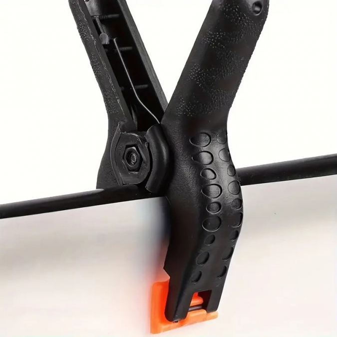 Пластмасова щипка за винил и балони, 9,3см /Tm/