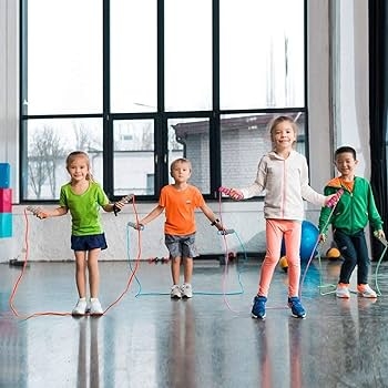 Въже за скачане, цветно, с дървени ръкохватки /Km/