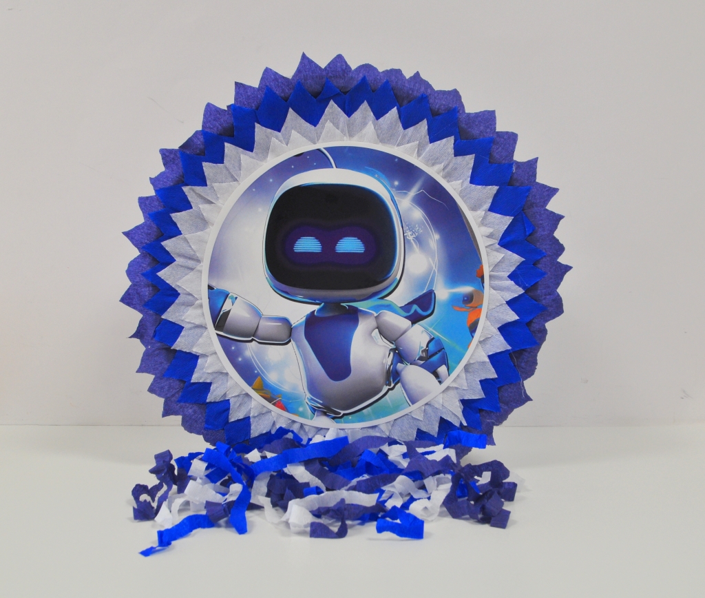 Пинята Астробот / Astro Bot, две лица 40х40 см