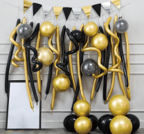 Комплект за декорация с балони тип арка, 34 бр. в златно и черно хром с включени флагчета /Pp/