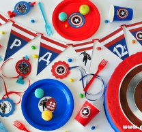 Промо пакет за 10 празнуващи Капитан Америка