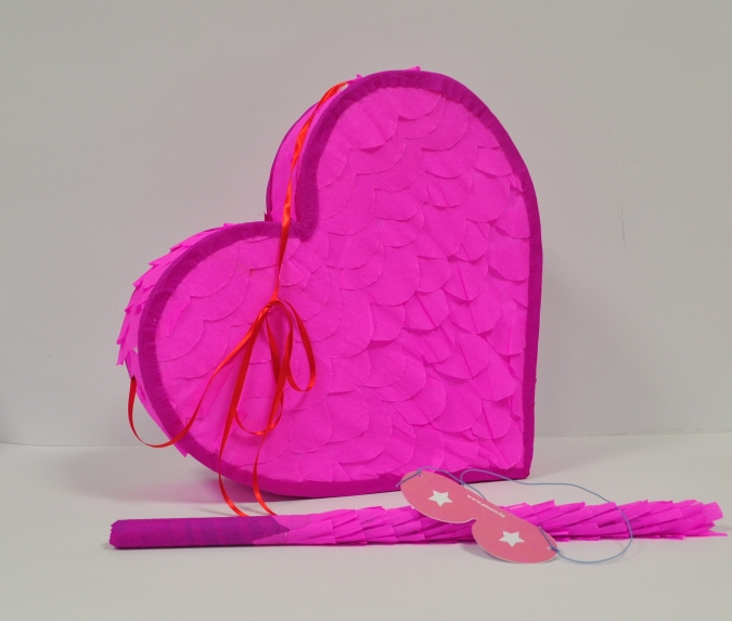 Пинята Сърце Фигура 40х37см